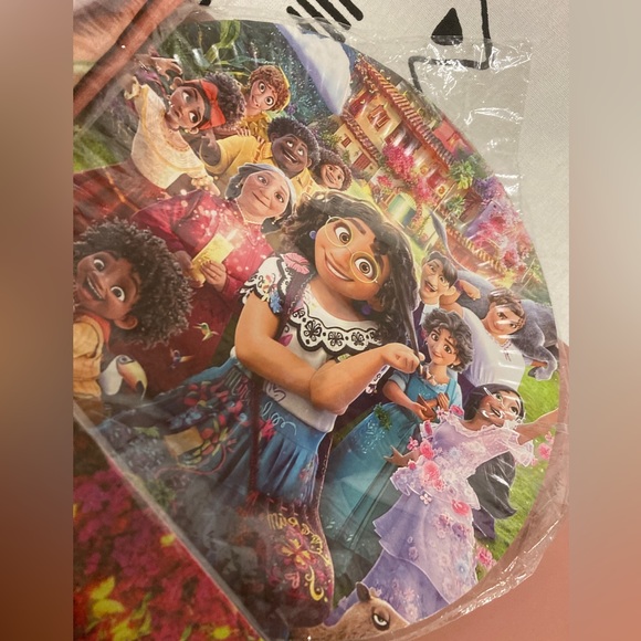 NIP, ENCHANTO PARTY SUPPLIES 🎈PLATES, NAPKINS, BANNER + TABLECLOTH/BACKDROP 🍰 - Picture 5 of 5